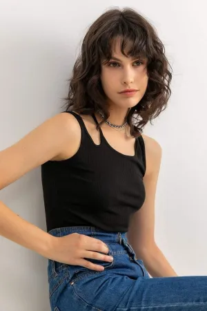 Cut Detail At Shoulder Crop Top