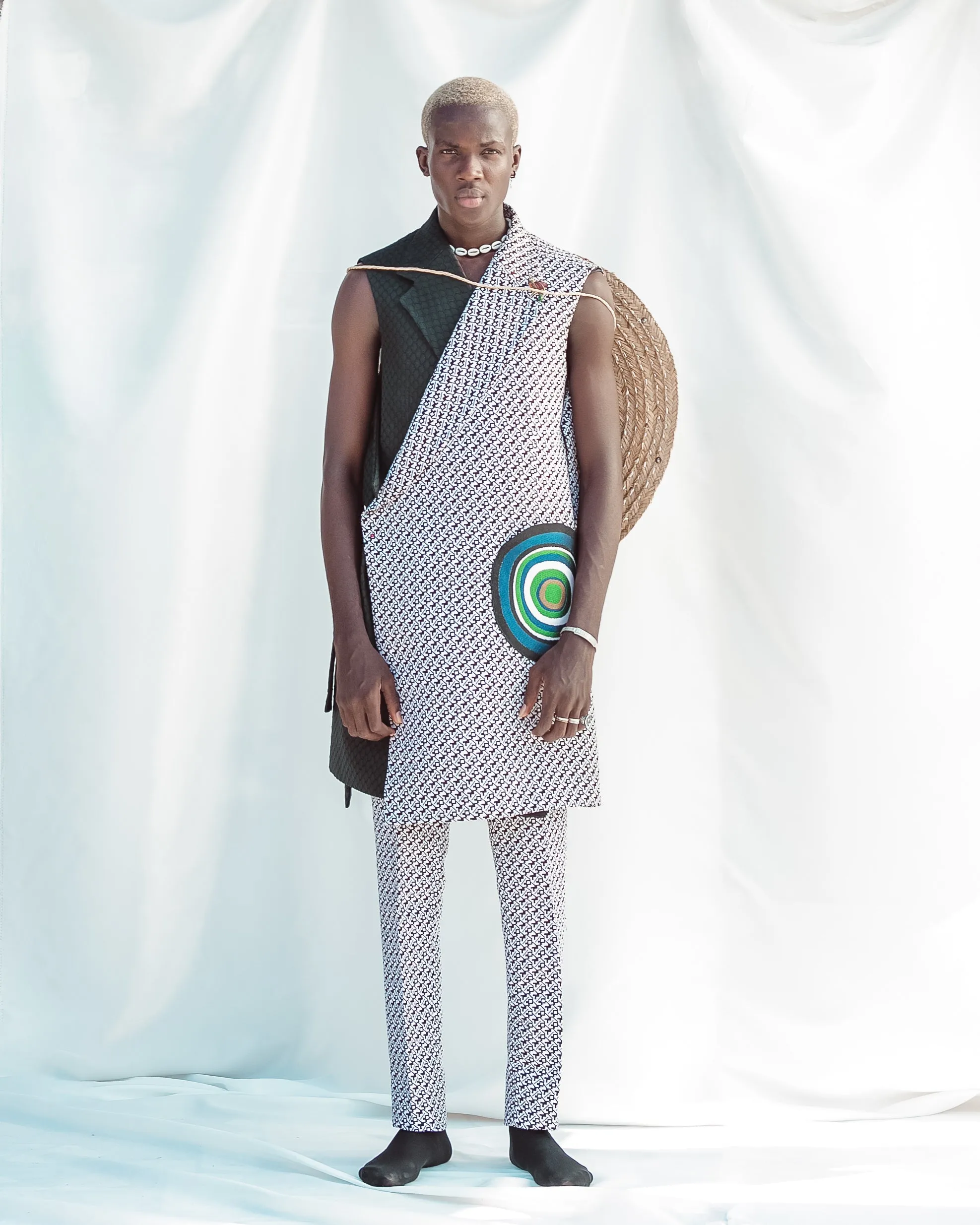 Leviticus 3 Sleeveless Suit