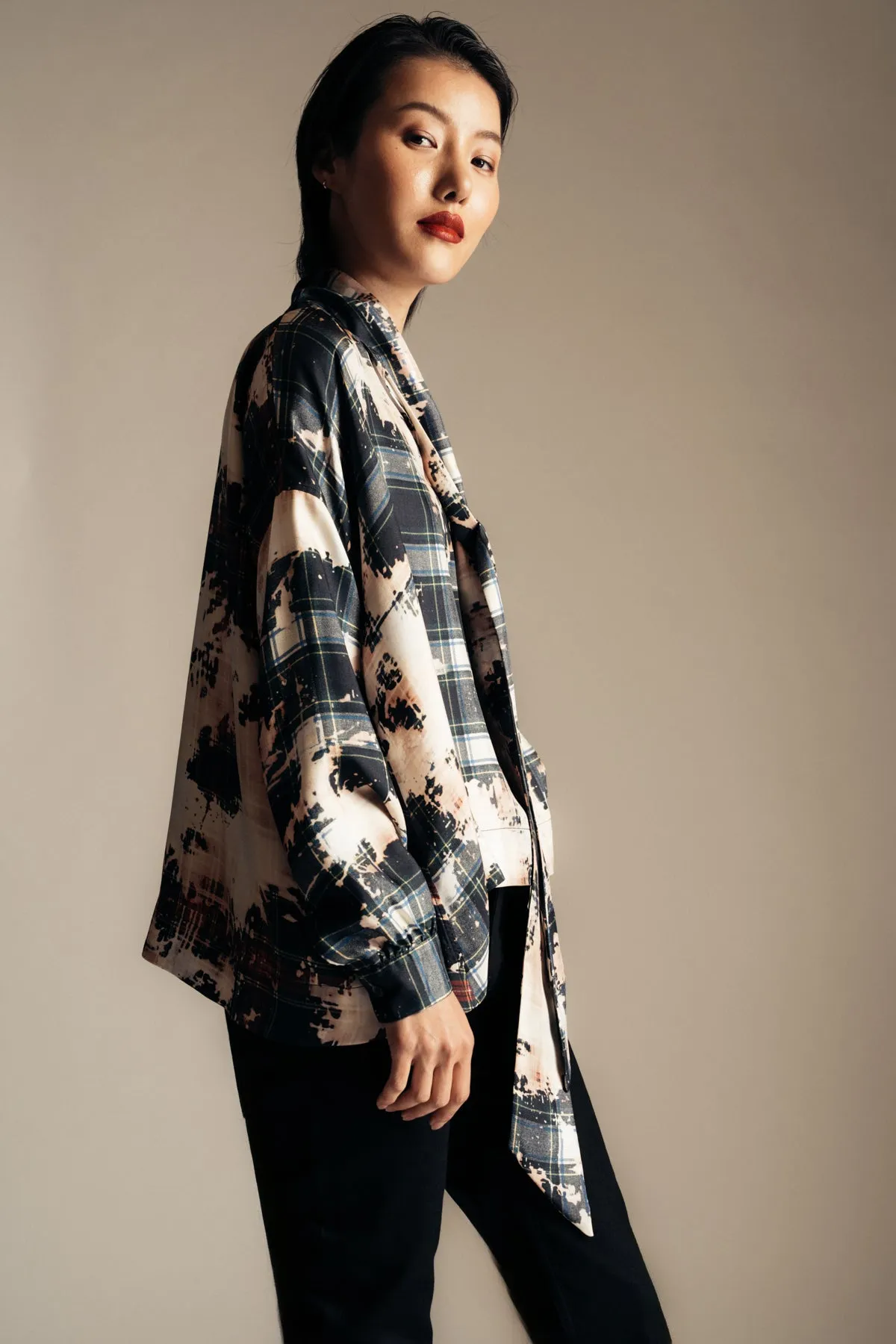 LIBERTINE | ‘ALL MODS CON’ TIE BLOUSE