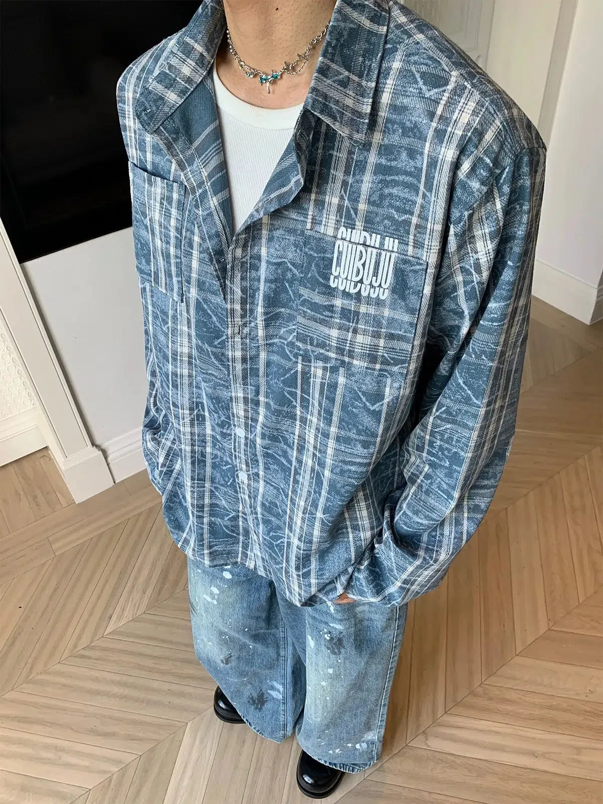 Long-sleeve Plaid Shirt