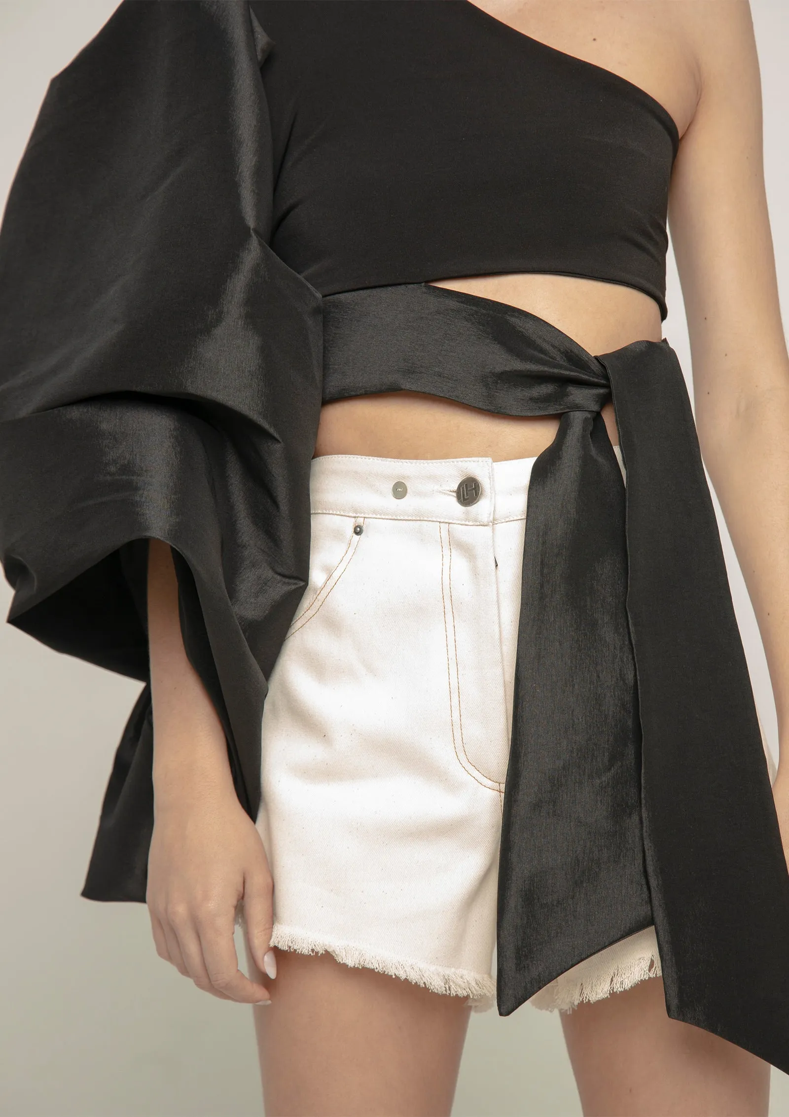 Top Capri Black