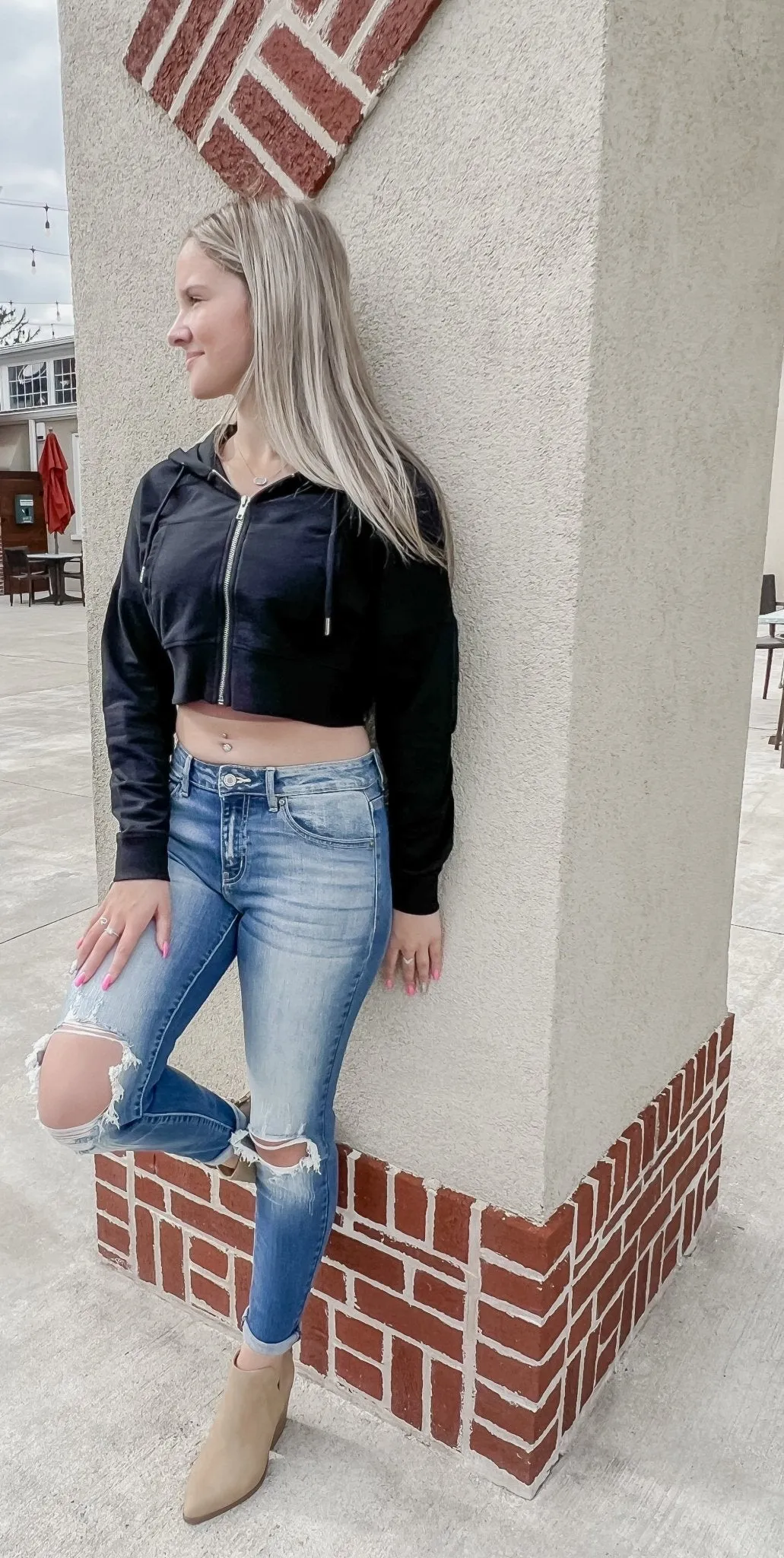 Worth the Wait, Crop Top Hoodie (black)